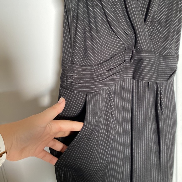 DKNYC Pinstripe cinched waist with deep v neck and pockets - Picture 3 of 5